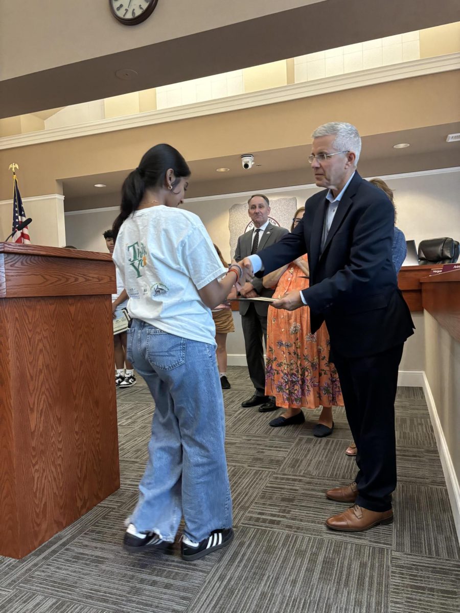 RUSD high school students awarded scholarships at City Council meeting